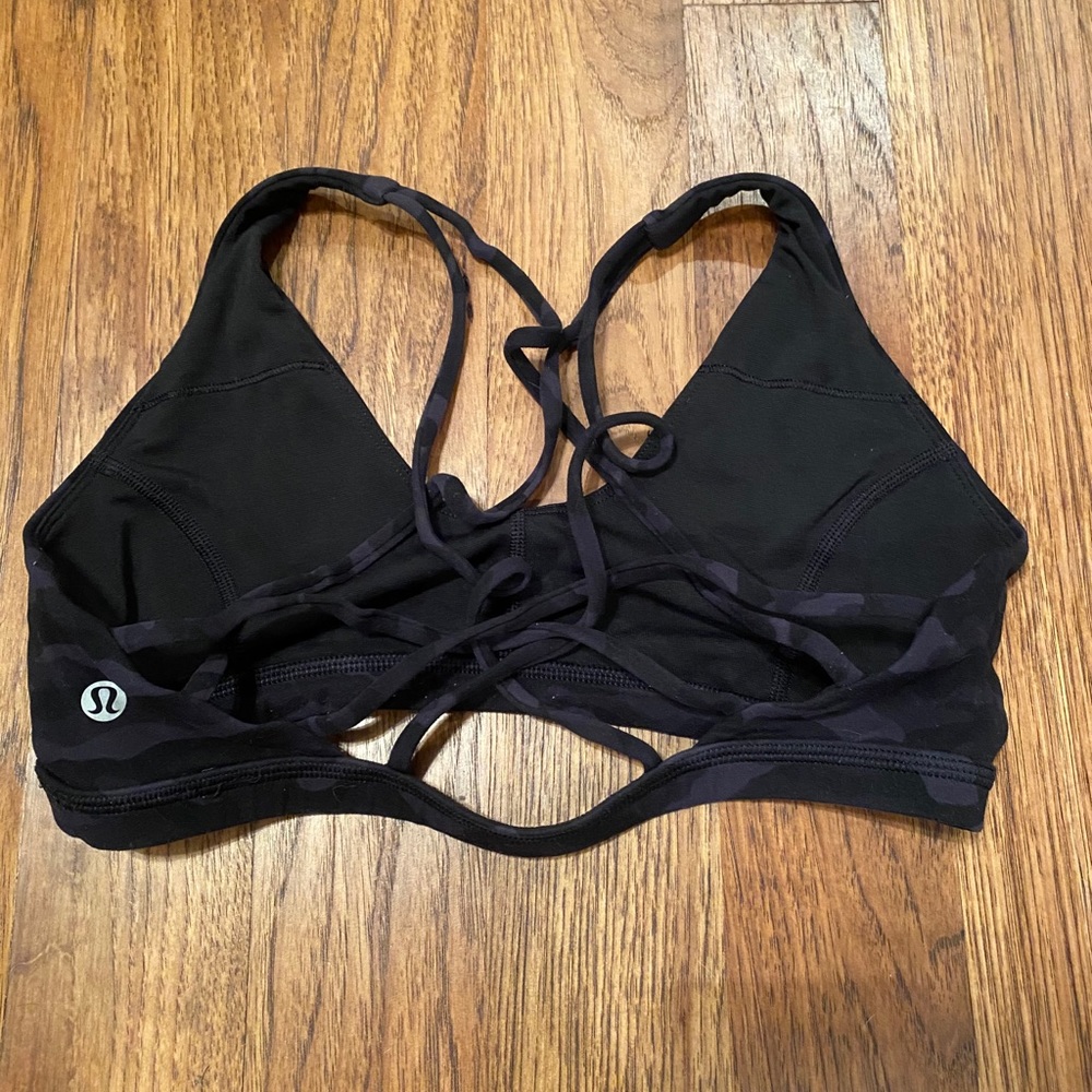 Lululemon free to be wild bra